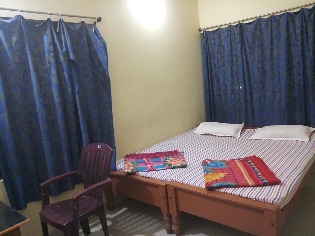 Sunrise Guest House Bhubaneswar Esterno foto